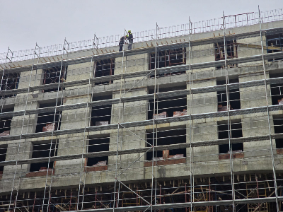 Skela ne proces montimi Skela ne proces montimi